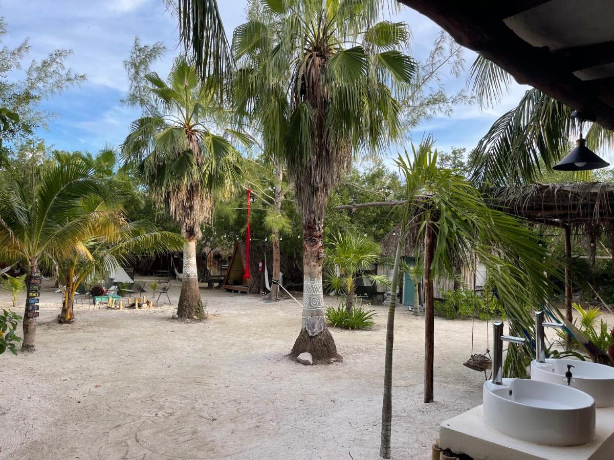 La Aldea Holbox Cabanas Y Camping Esterno foto